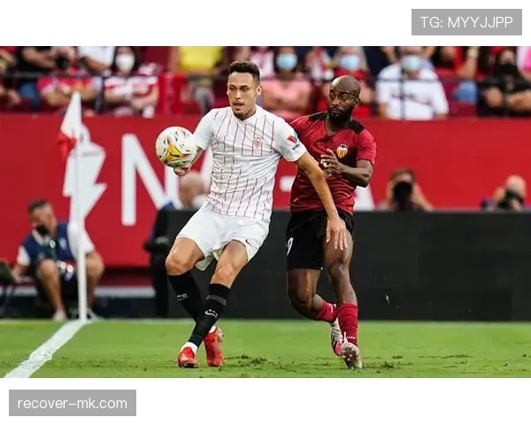 弗里克引领德国队积极备战 新赛季状态显著回升