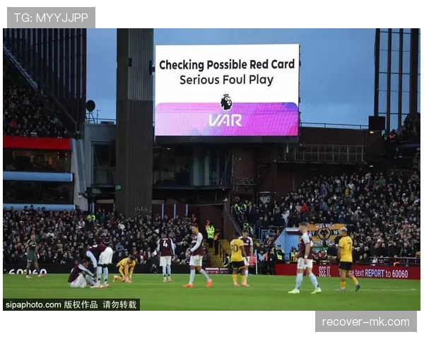 西汉姆引入战术创新，新赛季表现稳步提升备受期待