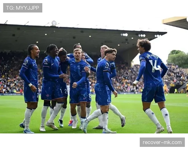 泰勒·罗伯茨状态火热闪耀英超，关键表现助球队逆转取胜