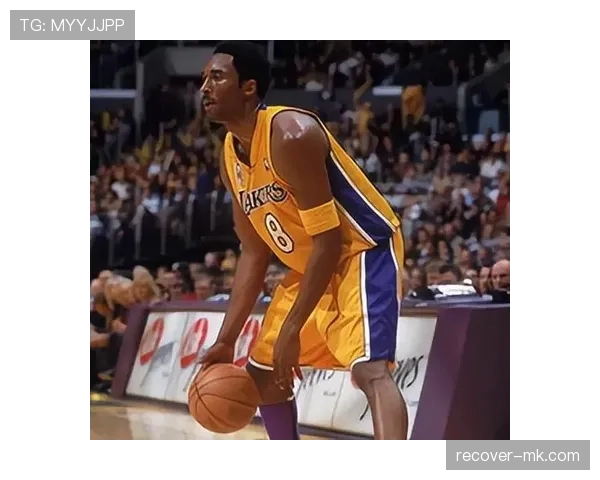 基德转型教练后战术布局如何延续昔日球场视野